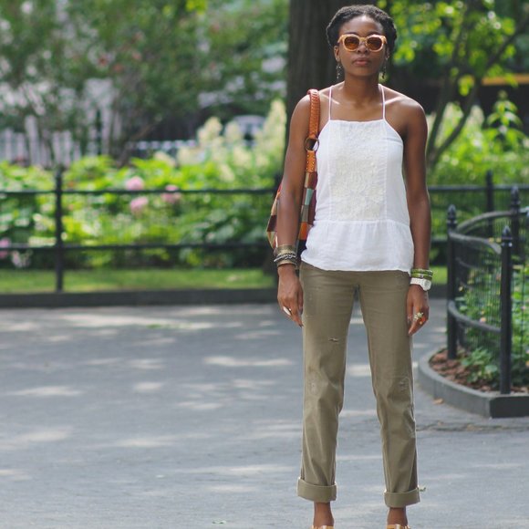 American Eagle Cargo Pants - Picture 2 of 2